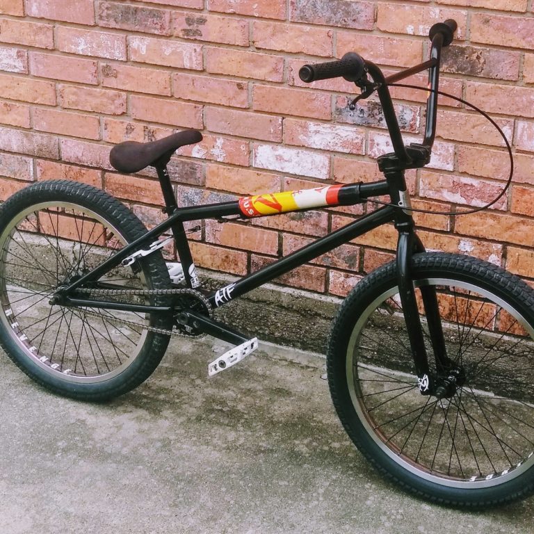 sm bikes 24 cruiser